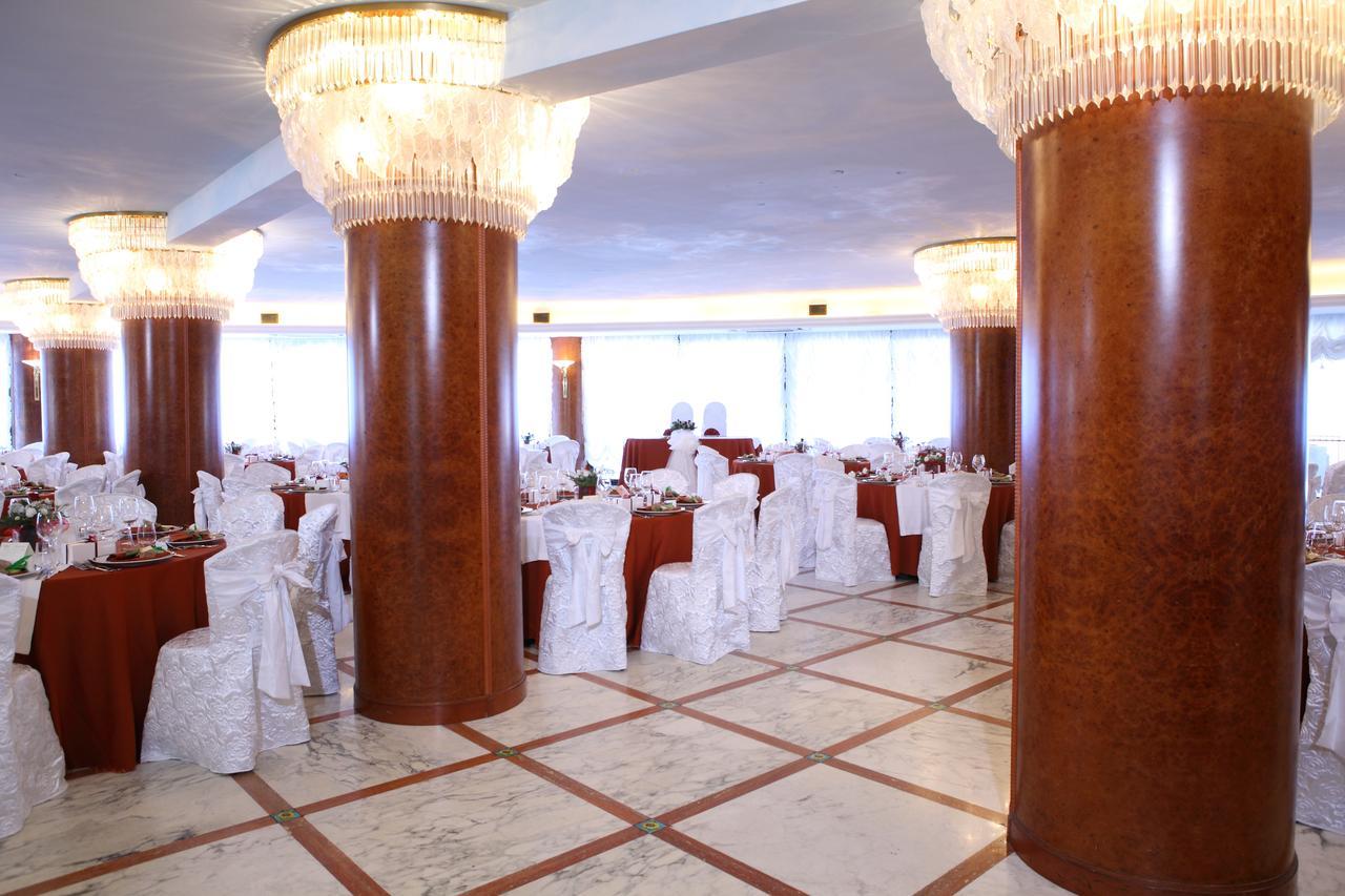 Hotel Za Maria Santo Stefano di Camastra Exteriör bild